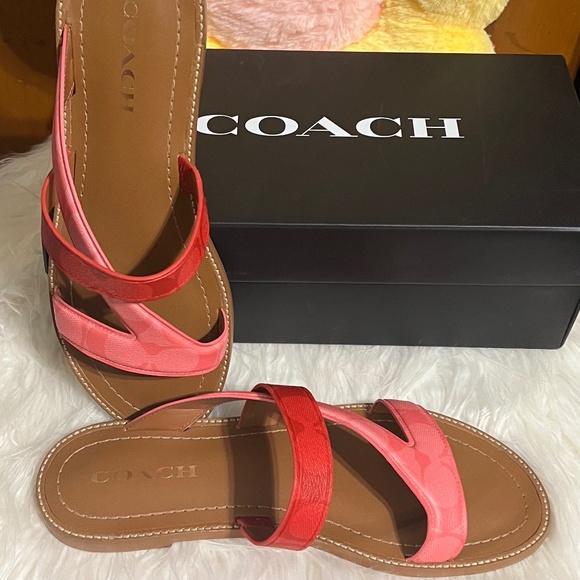 Coach Harlan Sig Sandal in Pink Lemonade 9.5 - Picture 1 of 3